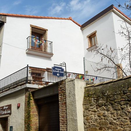 Albergue Estrella Guia Solo Peregrinos Puente la Reina Exterior foto